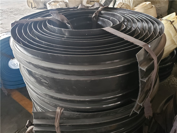 EVA背貼式橡膠止水帶 (2).jpg