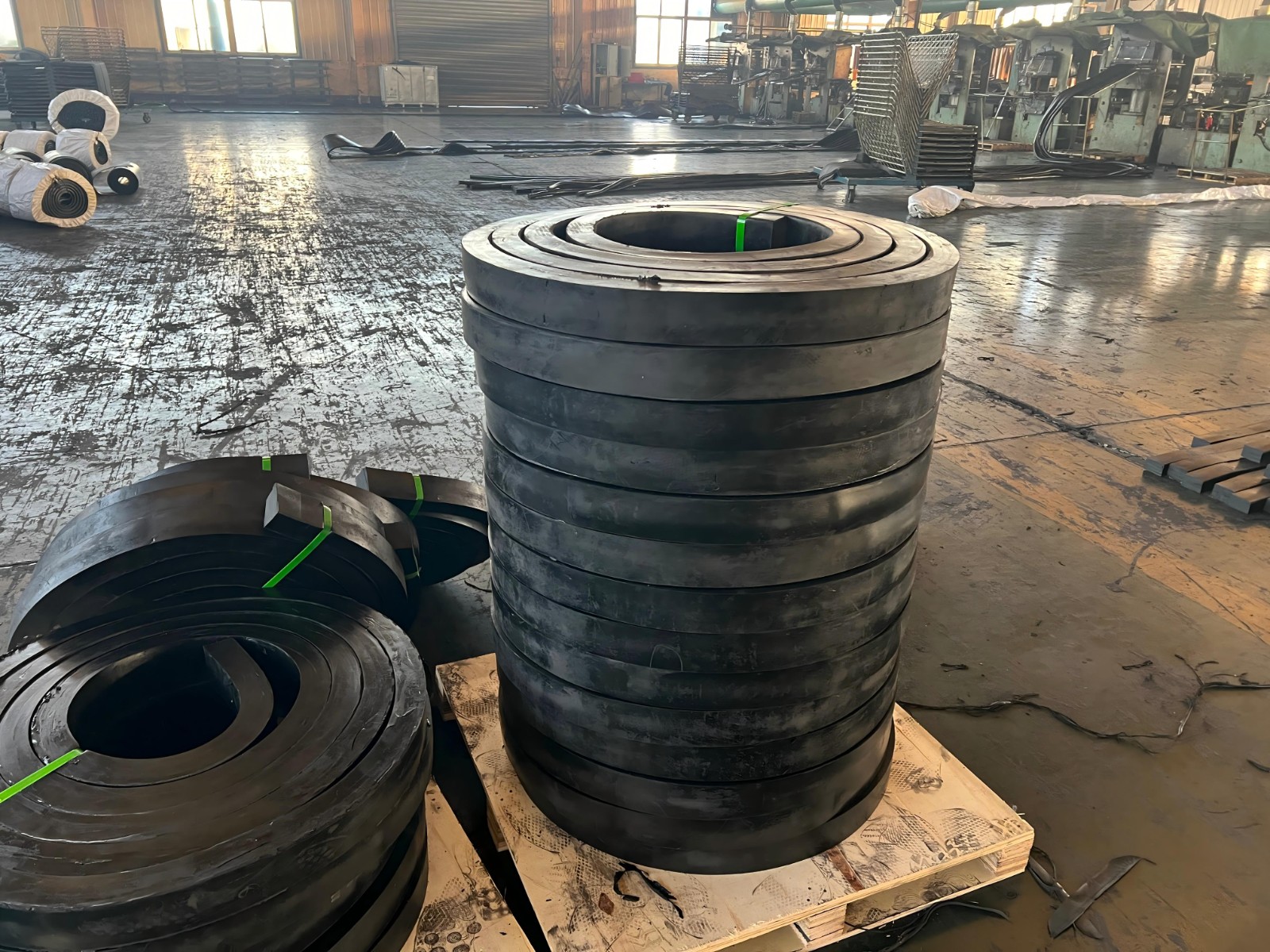 衡水宏基橡塑:隧道二襯臺(tái)車軟搭接橡膠條,廠家直供,防水耐用�?1).jpg 衡水宏基橡塑:隧道二襯臺(tái)車軟搭接橡膠條,廠家直供,防水耐用�?1).jpg