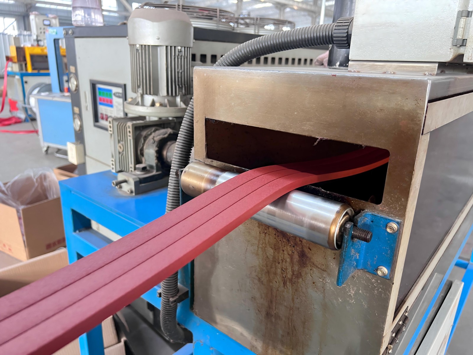 工程材料供應商爆款!衡水宏基制品型遇水膨脹橡膠止水條多場景適配 支持定制�?1).jpg 工程材料供應商爆款!衡水宏基制品型遇水膨脹橡膠止水條多場景適配 支持定制�?1).jpg