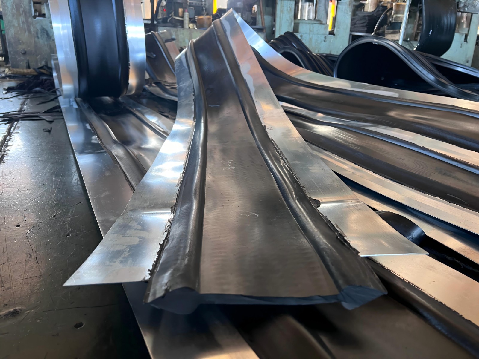 源頭廠家直供�?026 年首選宏基橡塑橡膠止水帶大品牌?(1).jpg 源頭廠家直供�?026 年首選宏基橡塑橡膠止水帶大品牌?(1).jpg